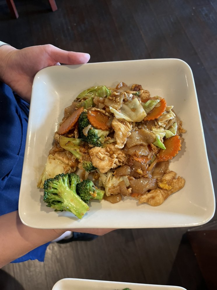 JASMINE THAI 280 Photos & 256 Reviews 4825 E 96th St, Indianapolis