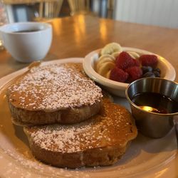 The Healthy Hippie Cafe - French Toast