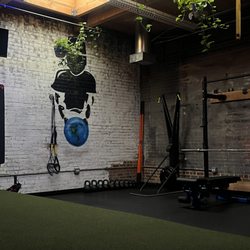 Fight Gravity Fitness - Studio