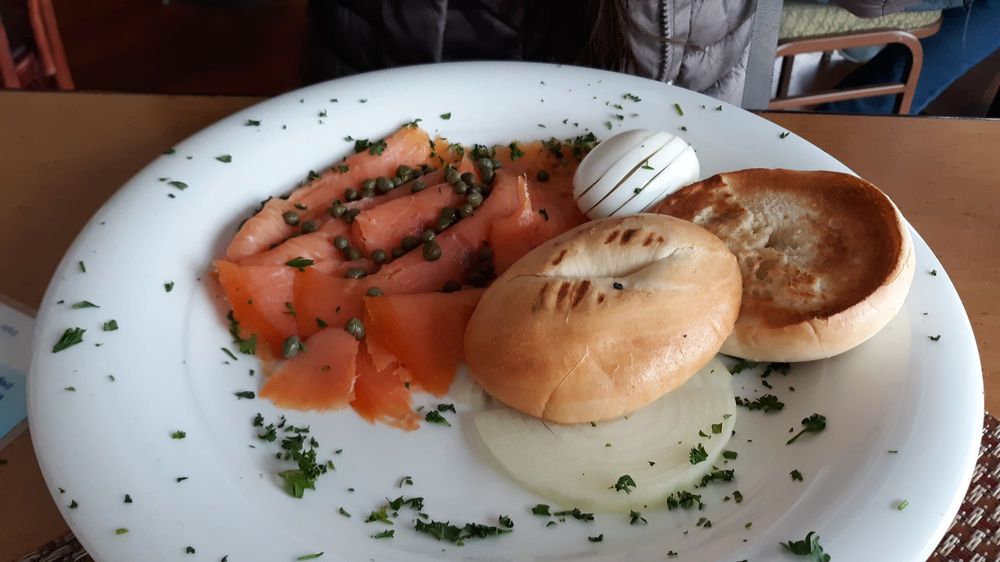 JOHNNY’S ON THE LAKE BAR & GRILL 83 Photos & 129 Reviews Sports Bars 146 High St