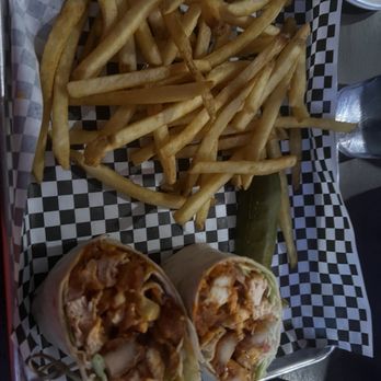 The Goal Line - Buffalo chicken wrap - Pizza Near Me - Franklin Park, Illinois