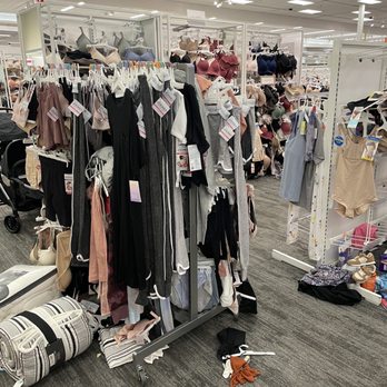 Target - Department Stores Near Me - Denver, Colorado