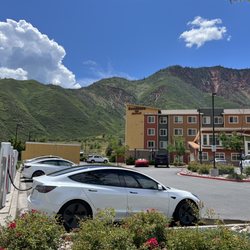 Tesla Supercharger -Glenwood Springs