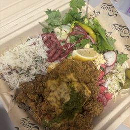 Hummus & Fried Chicken Plate Hummus & Fried Chicken Plate