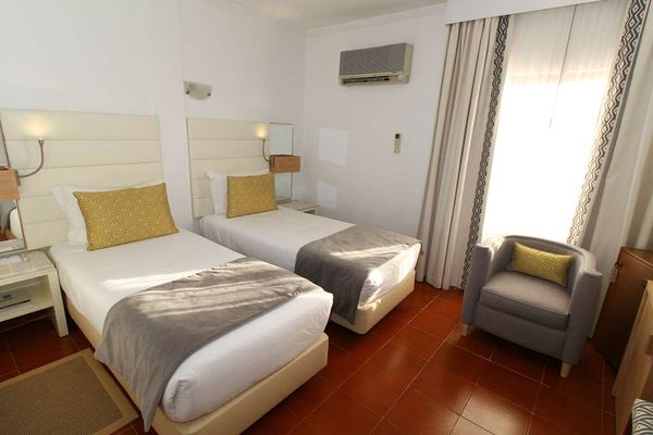 Best Western Hotel Dom Bernardo by null