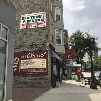 Small Cheval- Old Town - Burgers Near Me - Chicago, Illinois