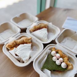 Pie Dreams - i couldn't choose so got 3 LOL: peaches peaches, strawberry mango, and strawberry matcha boba! -- @foodiejocho