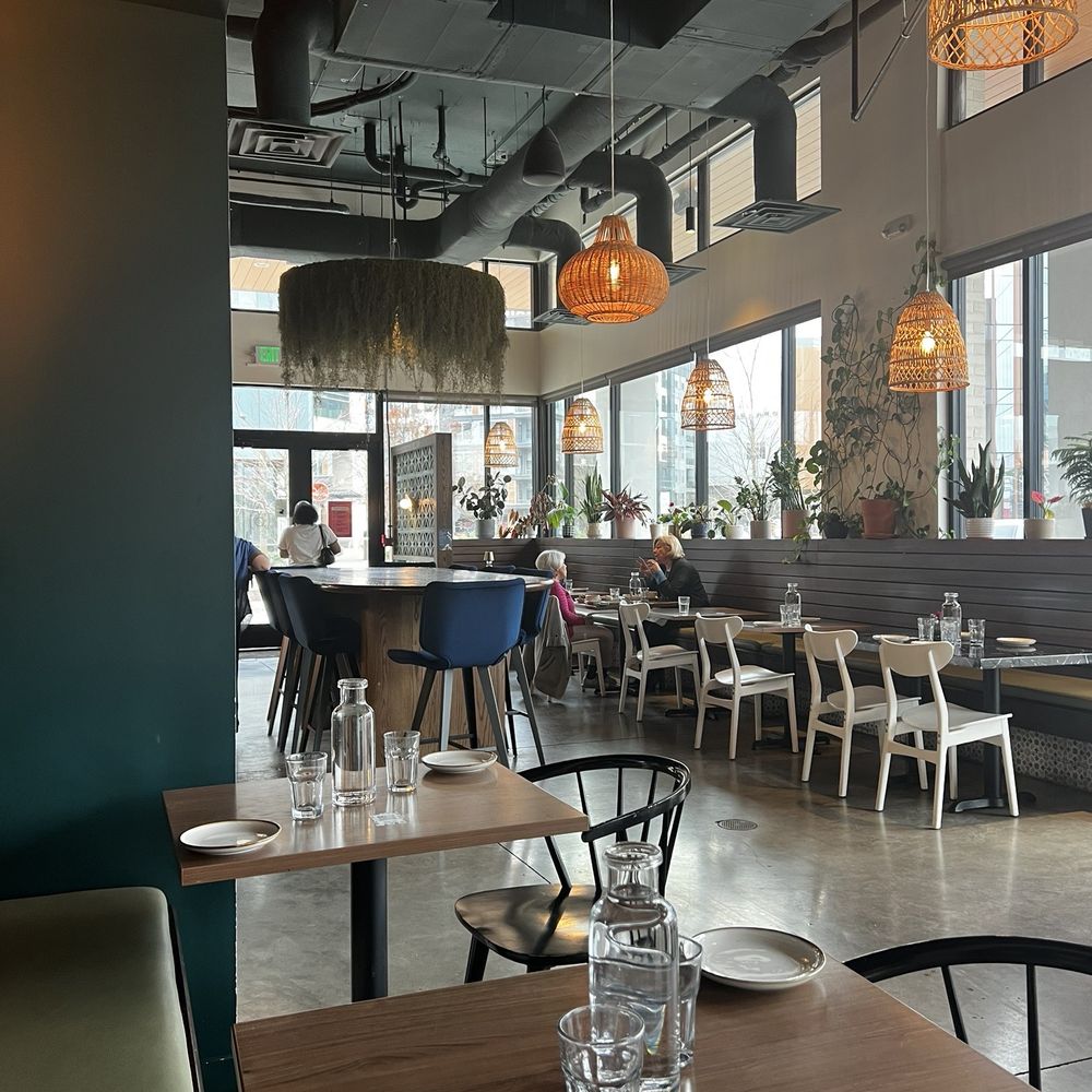 Avo - Dining area - Cocktail Bars Near Me - Nashville, Tennessee