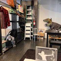 Gotham Archery - Waiting area