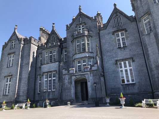 Kinnitty Castle Hotel by null