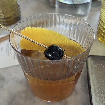 Wren - The conservative - Cocktail Bars Near Me - Tysons, Virginia