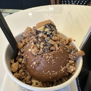 Brandini Toffee - The top of my toffe ice cream - Candy Stores Near Me - Palm Springs, California Brandini Toffee - The top of my toffe ice cream - Candy Stores Near Me - Palm Springs, California