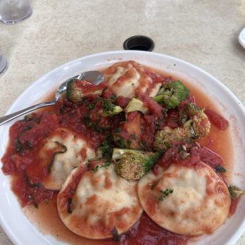 Red White & Brew - The vegan ravioli. Phenomenal! - American Near Me - Mesa, Arizona Red White & Brew - The vegan ravioli. Phenomenal! - American Near Me - Mesa, Arizona