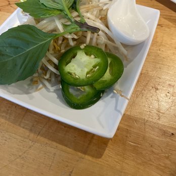 Huế - Delicious food - Vietnamese Near Me - Milwaukee, Wisconsin