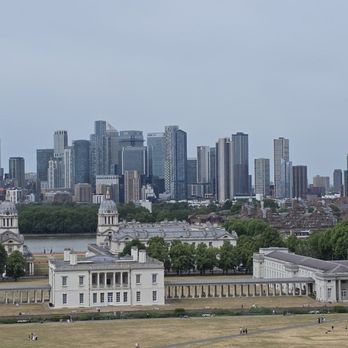 Royal Observatory - The view of the Queens house and London - Observatories Near Me - Greenwich, XGL Royal Observatory - The view of the Queens house and London - Observatories Near Me - Greenwich, XGL
