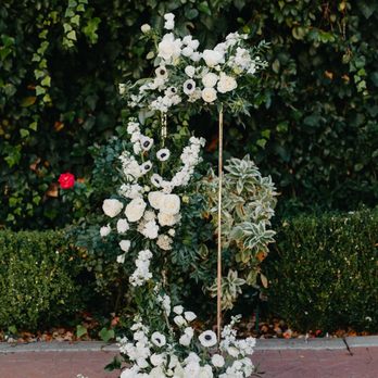 Kolir - 2/2 arches - Floral Designers Near Me