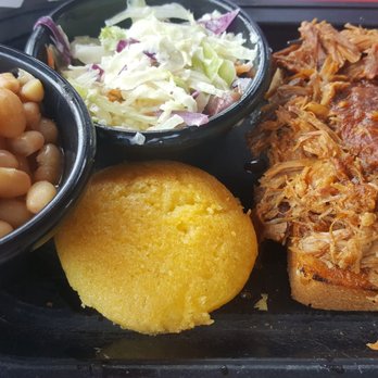 Skeeter's BBQ - Pulled pork platter - Barbeque Near Me - Shamokin Dam, Pennsylvania