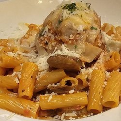 Bellini's Italian Eatery