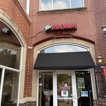 Hideaway Pizza - Exterior of Hideaway Pizza in Edmond, Oklahoma. - Pizza Near Me - Edmond, Oklahoma Hideaway Pizza - Exterior of Hideaway Pizza in Edmond, Oklahoma. - Pizza Near Me - Edmond, Oklahoma