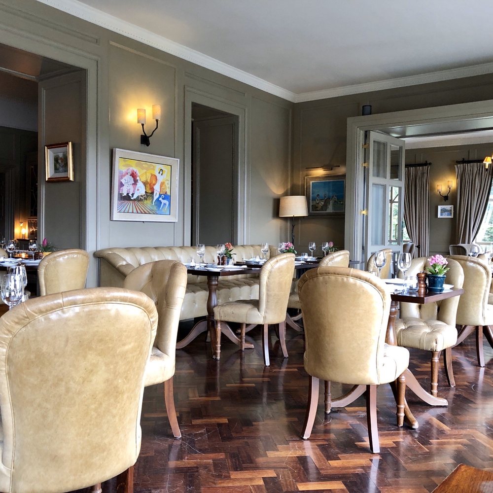Ballynahinch Castle Hotel - Dining room - Hotels Near Me