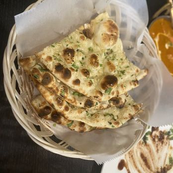 Haveli Indian Kitchen - Garlic Naan - Indian Near Me - Tampa, Florida