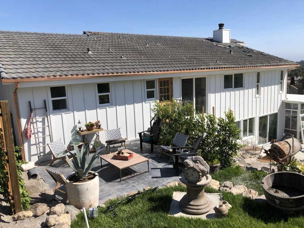 Slide of Tri-County Gutters