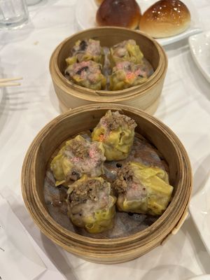 Fu Fu Dim Sum and Hot Pot by null