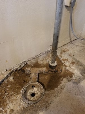 Okel's Plumbing Pros Logo