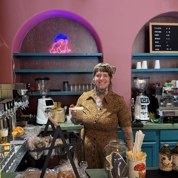 La Rana Coffee - Coffee Queen - Coffee & Tea Near Me - Santa Fe, New Mexico