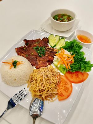 Pho Gia Lynh by null