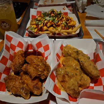 Tiger Chicken - TIGER FRIES MANGO ADE GARLIC PARMASAN SOY GARLIC - Chicken Wings Near Me - Hanover Park, Illinois