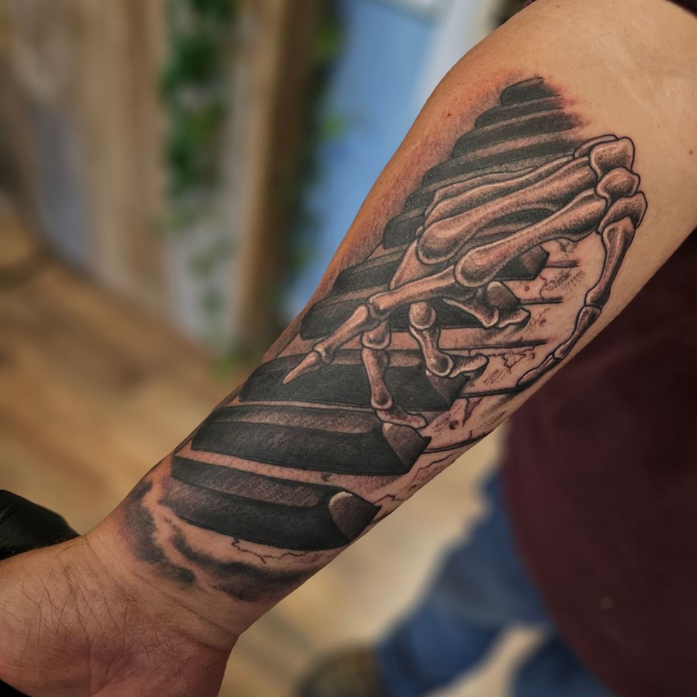 3 Sevens Tattoo Logo