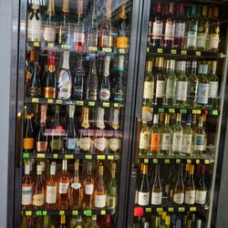 Woodridge Wine & Liquor - Champagne