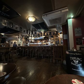 Darkey Kellys - Interior - Pubs Near Me - Dublin, D