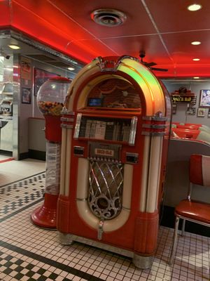 Nana Dee's Diner by null