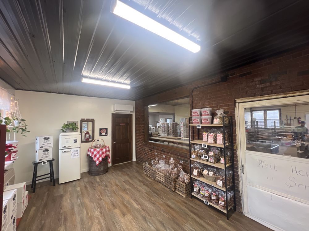 MARTIN’S PRETZEL BAKERY Updated October 2024 16 Reviews 1229 Diamond St, Akron