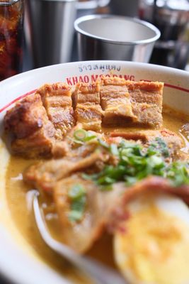 Khao Moo Dang by null