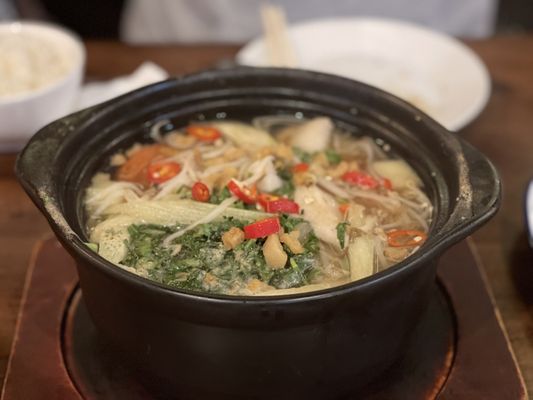 Hên Vietnamese Restaurant by null