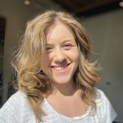 EnV Salon + Color Bar - Haircut happiness