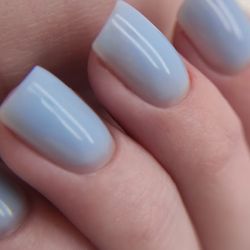 Alphora Nails