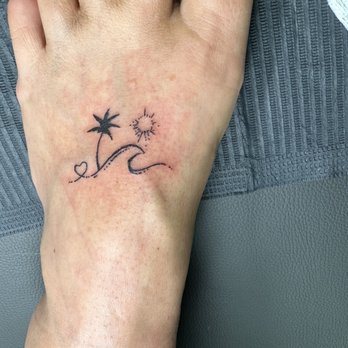 Aesthetic Ink - Tiny Tattoo - Skin Care Near Me - Washington, Illinois