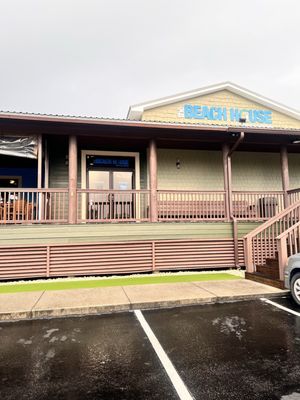 The Beach House Kitchen and Cocktails by null