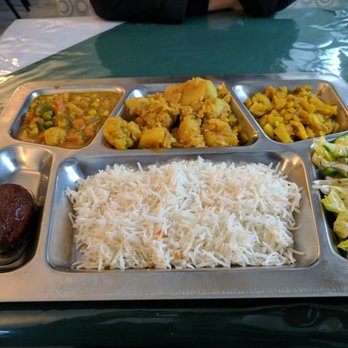 La Fusion Indienne - Vege Thali - Indian Near Me - Montreal, Quebec La Fusion Indienne - Vege Thali - Indian Near Me - Montreal, Quebec