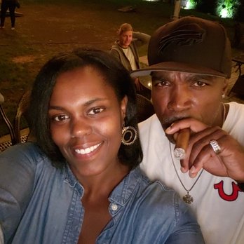 The Brown Stone - Me and sis - Sports Bars Near Me - Metuchen, New Jersey