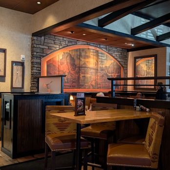 LongHorn Steakhouse - Steakhouses Near Me - Danbury, Connecticut