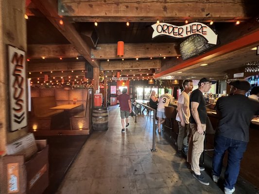 Woodinville Cut Shop Restaurant and Lounge by null