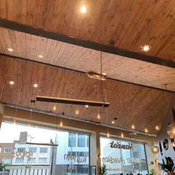 Nando's - Chicken Shop Near Me - Leicester, LCE