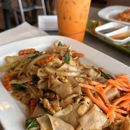 Drunken Noodles