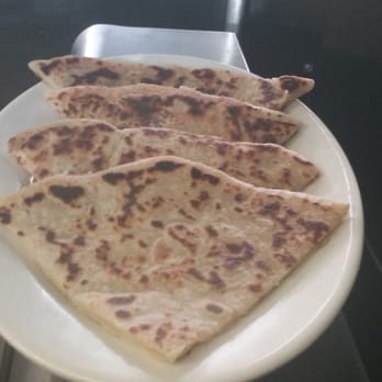 The Chipper Truck - a plate of flatbreads - Food Trucks Near Me The Chipper Truck - a plate of flatbreads - Food Trucks Near Me