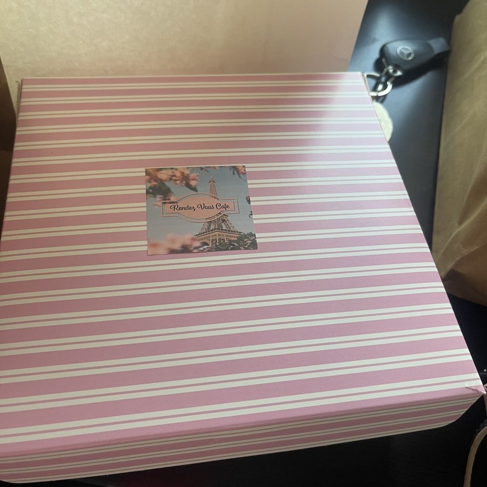 Rendez Vous Café - Cute to go box - Bakeries Near Me - Corona del Mar, California Rendez Vous Café - Cute to go box - Bakeries Near Me - Corona del Mar, California